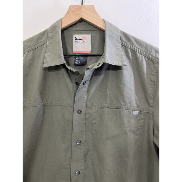 511 Tactical Button Down Shirt S Office Outdoor Hike Travel Performance Utility - Picture 3 of 14